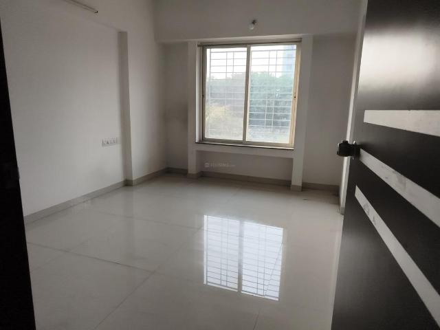 2 BHK Apartment in Hadapsar for rent Pune. The reference number is 20368410
