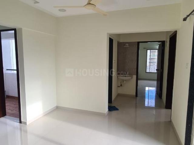 2 BHK Apartment in Hadapsar for rent Pune. The reference number is 20372718
