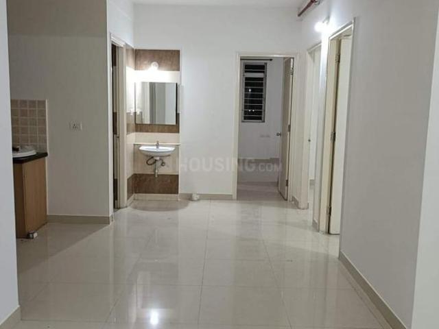 2 BHK Apartment in Hadapsar for rent Pune. The reference number is 20396307
