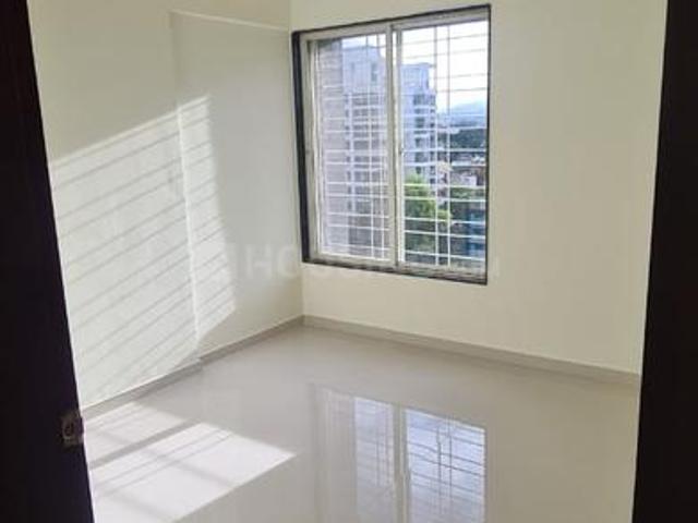 2 BHK Apartment in Hadapsar for rent Pune. The reference number is 20318312