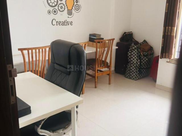 2 BHK Apartment in Hadapsar for rent Pune. The reference number is 20446189