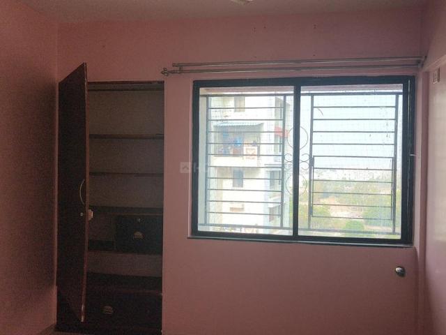 2 BHK Apartment in Hadapsar for rent Pune. The reference number is 20454644
