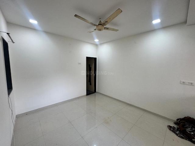 2 BHK Apartment in Hadapsar for rent Pune. The reference number is 20465158