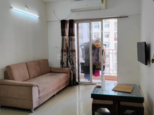 2 BHK Apartment in Hadapsar for rent Pune. The reference number is 20485076