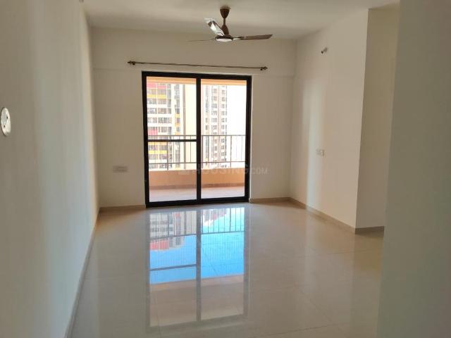 2 BHK Apartment in Hadapsar for rent Pune. The reference number is 20554945