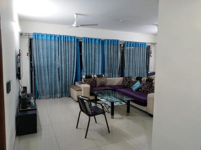 2 BHK Apartment in Hadapsar for rent Pune. The reference number is 20556300
