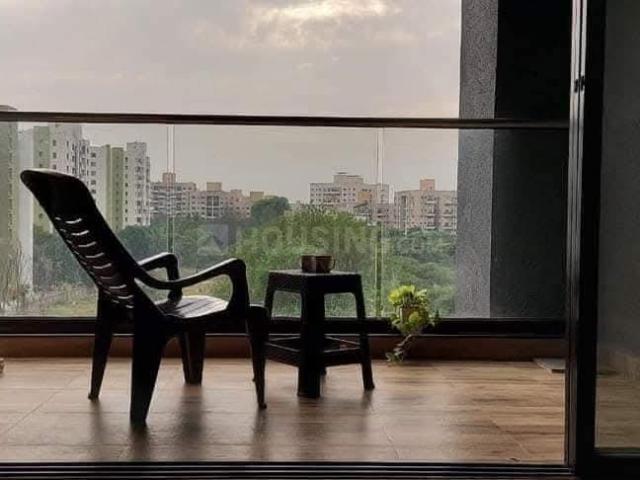 2 BHK Apartment in Hadapsar for rent Pune. The reference number is 20561056