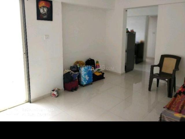 2 BHK Apartment in Hadapsar for rent Pune. The reference number is 20577597
