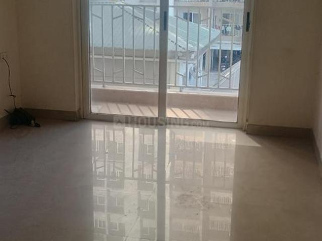 2 BHK Apartment in Hadapsar for rent Pune. The reference number is 20590476