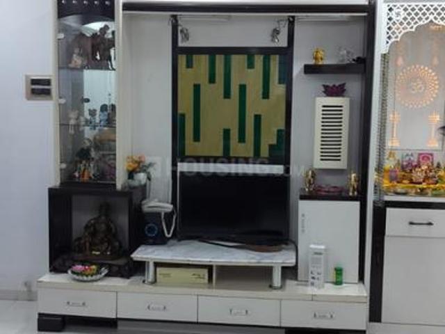 2 BHK Apartment in Hadapsar for rent Pune. The reference number is 20648447