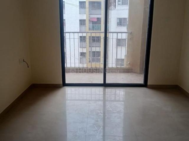 2 BHK Apartment in Hadapsar for rent Pune. The reference number is 20691032