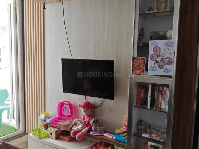 2 BHK Apartment in Hadapsar for rent Pune. The reference number is 20773384