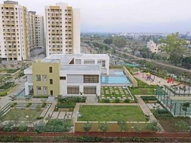 2 BHK Apartment in Hadapsar for rent Pune. The reference number is 20780790