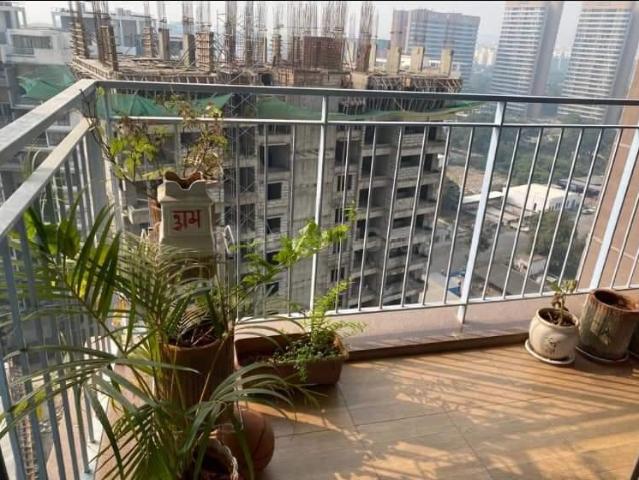 2 BHK Apartment in Hadapsar for rent Pune. The reference number is 20733237