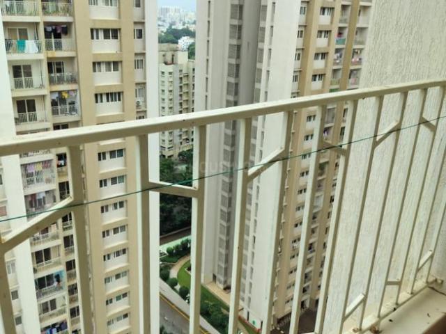 2 BHK Apartment in Hadapsar for rent Pune. The reference number is 20896371