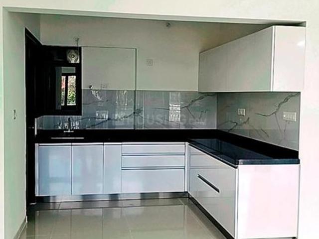 2 BHK Apartment in Hadapsar for rent Pune. The reference number is 20817553