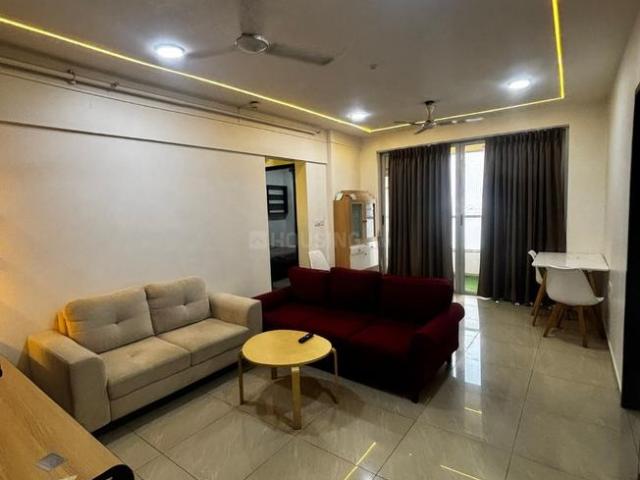 2 BHK Apartment in Hadapsar for rent Pune. The reference number is 20951403