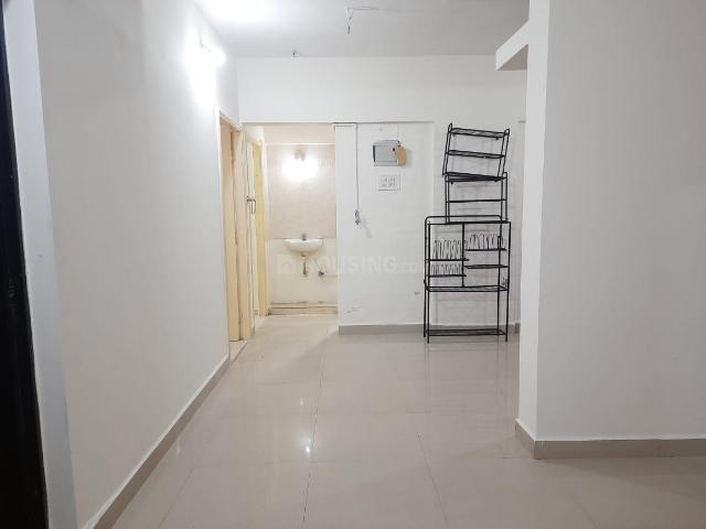 2 BHK Apartment in Hadapsar for resale Handewadi Road Hadapsar. The reference number is 17816567