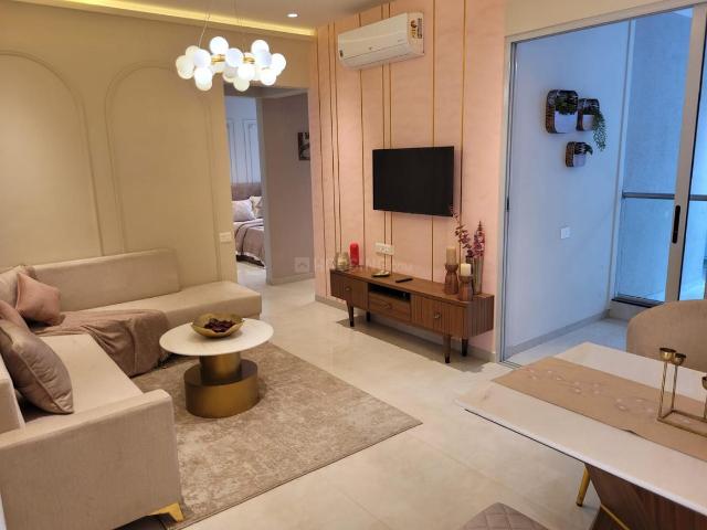 2 BHK Apartment in Hadapsar for resale Magarpatta Road. The reference number is 14512498