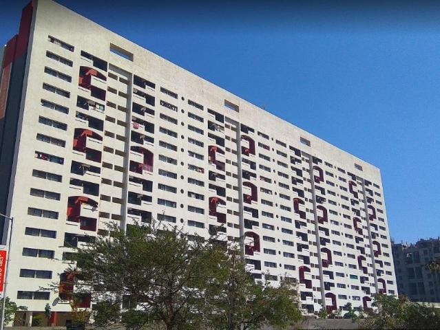 2 BHK Apartment in Hadapsar for resale Pune. The reference number is 17349489