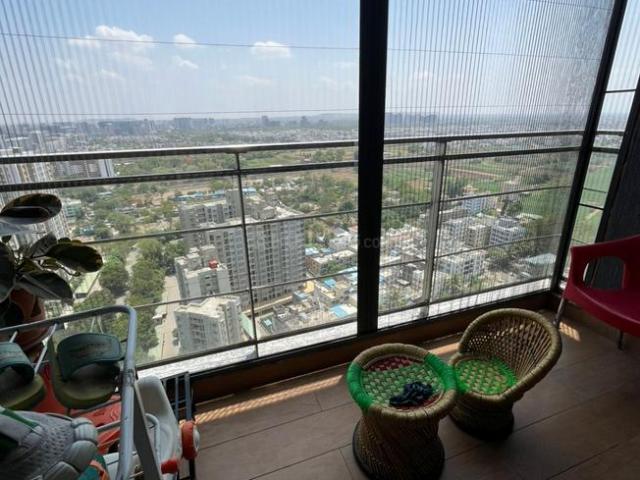 2 BHK Apartment in Hadapsar for resale Pune. The reference number is 20393304