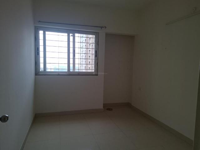 2 BHK Apartment in Hadapsar for resale Pune. The reference number is 20804366
