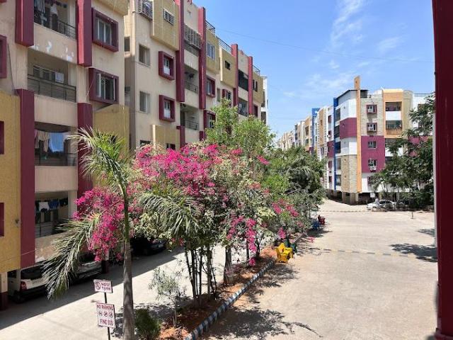 2 BHK Apartment in Hafeezpet for resale Hyderabad. The reference number is 15957382