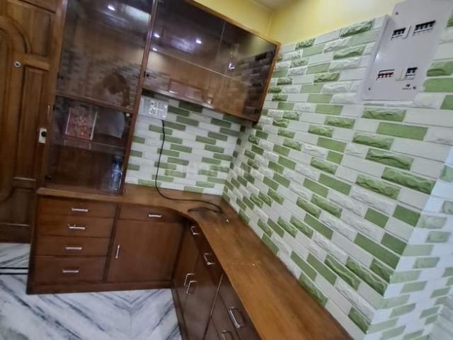 2 BHK Apartment in Haltu for rent Kolkata. The reference number is 20506644