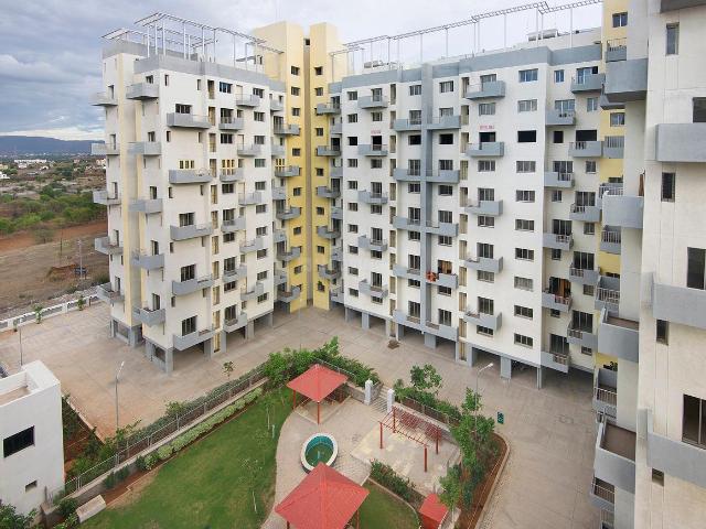 2 BHK Apartment in Handewadi for rent Pune. The reference number is 21007352