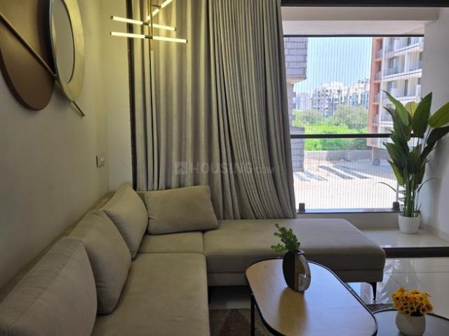 2 BHK Apartment in Hanspura for resale Ahmedabad. The reference number is 19890872