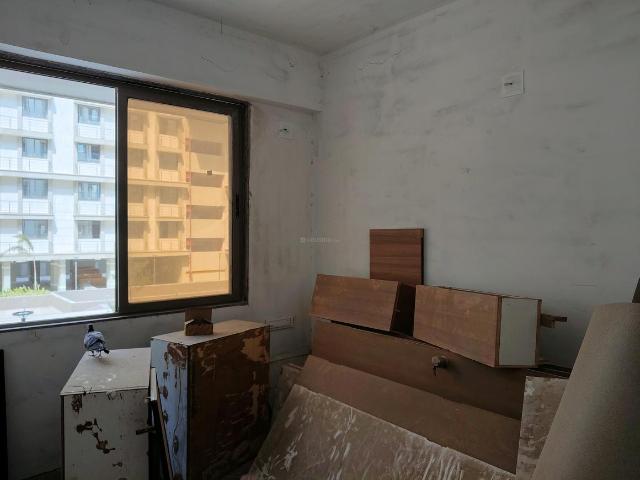 2 BHK Apartment in Hanspura for resale Ahmedabad. The reference number is 20460454