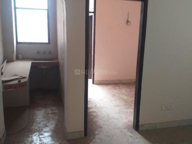 2 BHK Apartment in Hastsal for rent New Delhi. The reference number is 11470733
