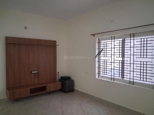 2 BHK Apartment in Hebbal Kempapura for rent Bengaluru. The reference number is 20238310
