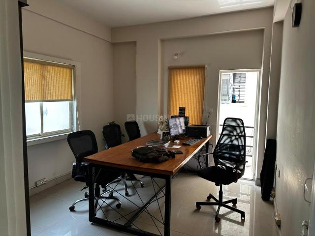 2 BHK Apartment in Hitech City for rent Hyderabad. The reference number is 20033774