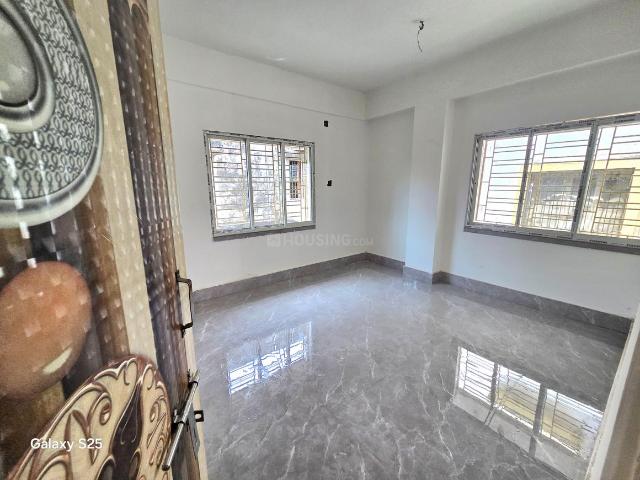 2 BHK Apartment in Hindmotor for resale Hooghly. The reference number is 19923138