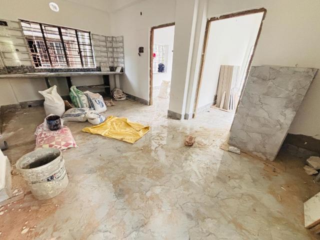2 BHK Apartment in Hindmotor for resale Hooghly. The reference number is 20813289