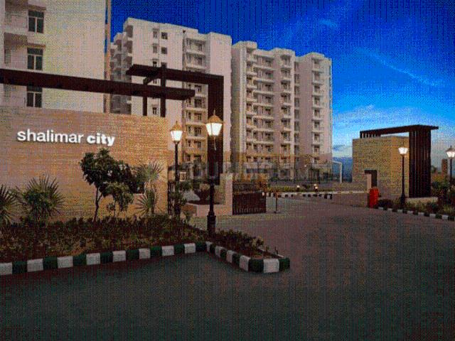 2 BHK Apartment in Hindan Residential Area for resale Ghaziabad. The reference number is 20117389