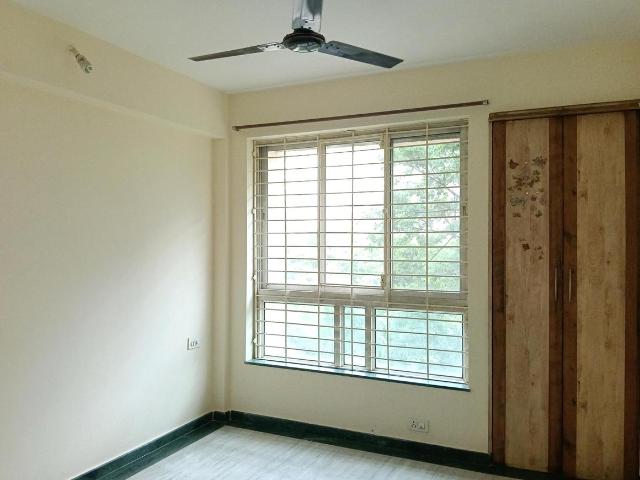 2 BHK Apartment in Hiranandani Estate for rent Thane. The reference number is 20813600