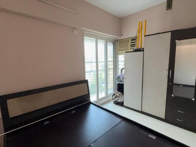 2 BHK Apartment in Hiranandani Estate for rent Thane. The reference number is 20945615