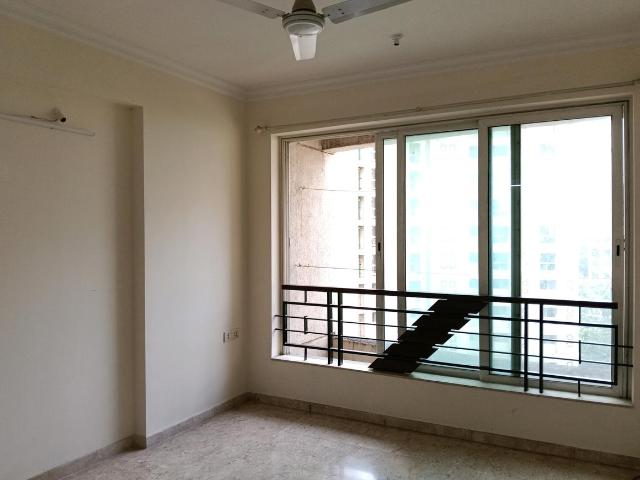 2 BHK Apartment in Hiranandani Estate for resale Thane. The reference number is 17770120