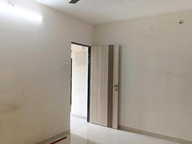 2 BHK Apartment in Hiranandani Estate for resale Thane. The reference number is 20535653