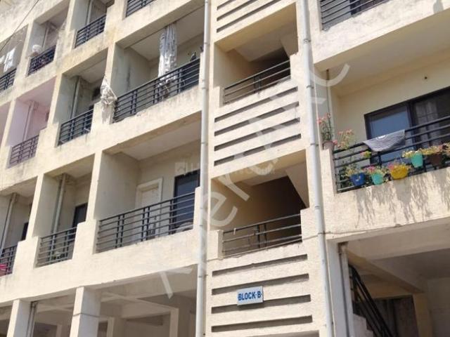 2 BHK Apartment in Huzur for resale Bhopal. The reference number is 19985498