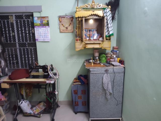 2 BHK Apartment in India Colony for rent Ahmedabad. The reference number is 20513497