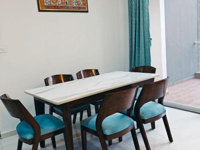 2 BHK Apartment in Indira Nagar for rent Nashik. The reference number is 20385558