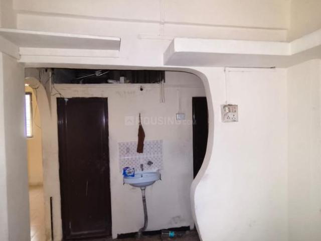 2 BHK Apartment in Indira Nagar for rent Nashik. The reference number is 20623115