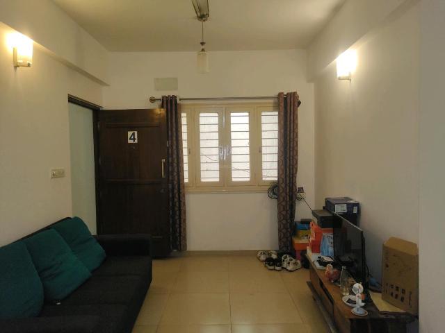 2 BHK Apartment in Indira Nagar for rent Bengaluru. The reference number is 15815650