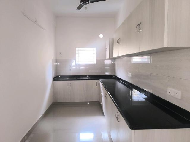 2 BHK Apartment in Indira Nagar for rent Bengaluru. The reference number is 17979762