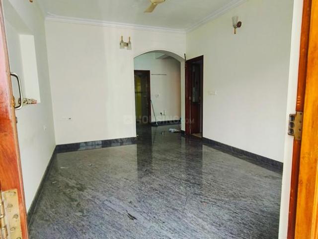 2 BHK Apartment in Indira Nagar for rent Bengaluru. The reference number is 20580119