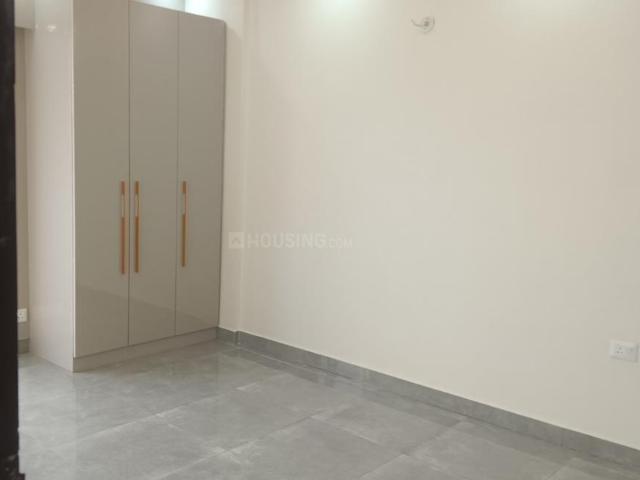 2 BHK Apartment in Indirapuram for rent Ghaziabad. The reference number is 19018612