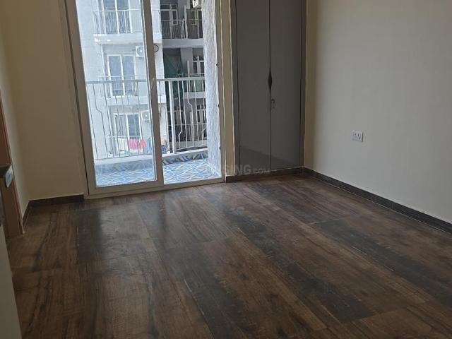 2 BHK Apartment in Indirapuram for rent Ghaziabad. The reference number is 19182230